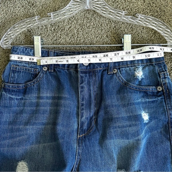 NWT Distressed Dark Blue Boyfriend Jeans | Size 6/M - Picture 3 of 7